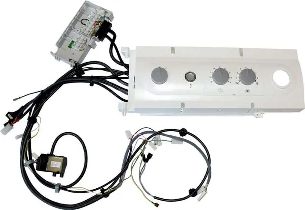 Regelung mit mehreren Drehknöpfen und Kabeln, vermutlich für Wolf-Geräte, zur Steuerung oder Anpassung von Funktionen. Klare elektrische Anschlüsse sichtbar.